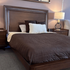 cama-urbana-queen-madera-cabecera-led